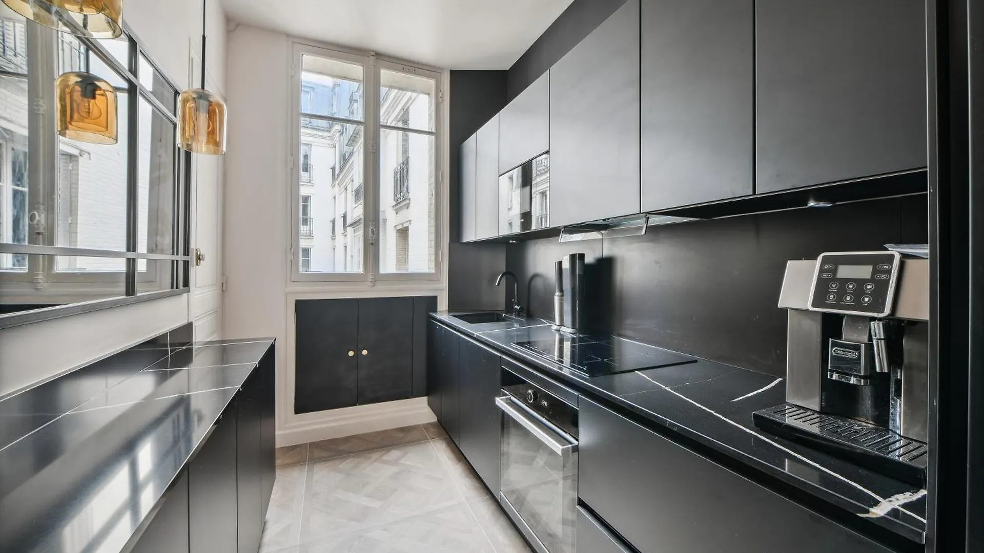Apartment Charming And Cosy In Center Paris